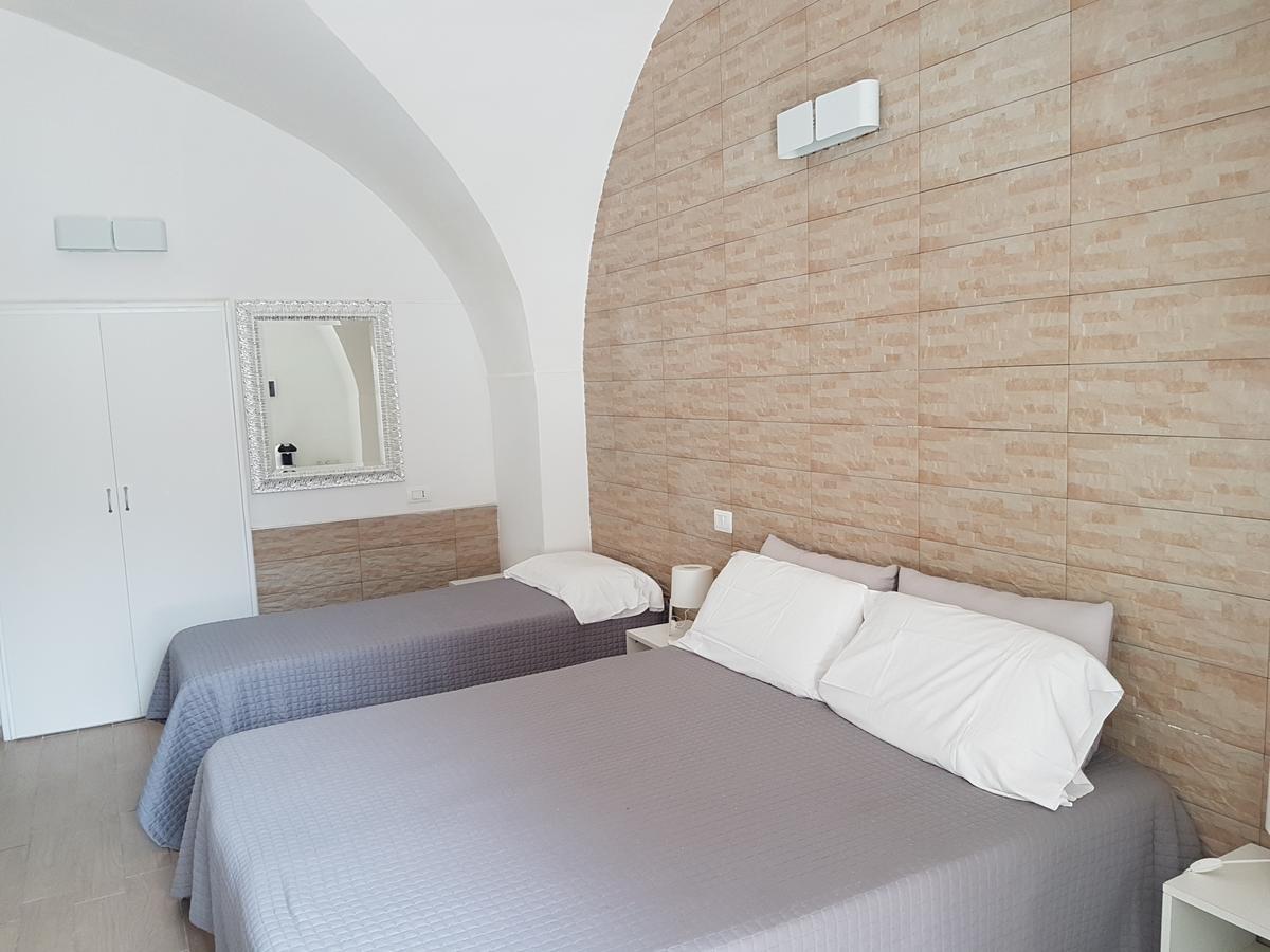 Dimora Saracena Hostal Térmoli Exterior foto
